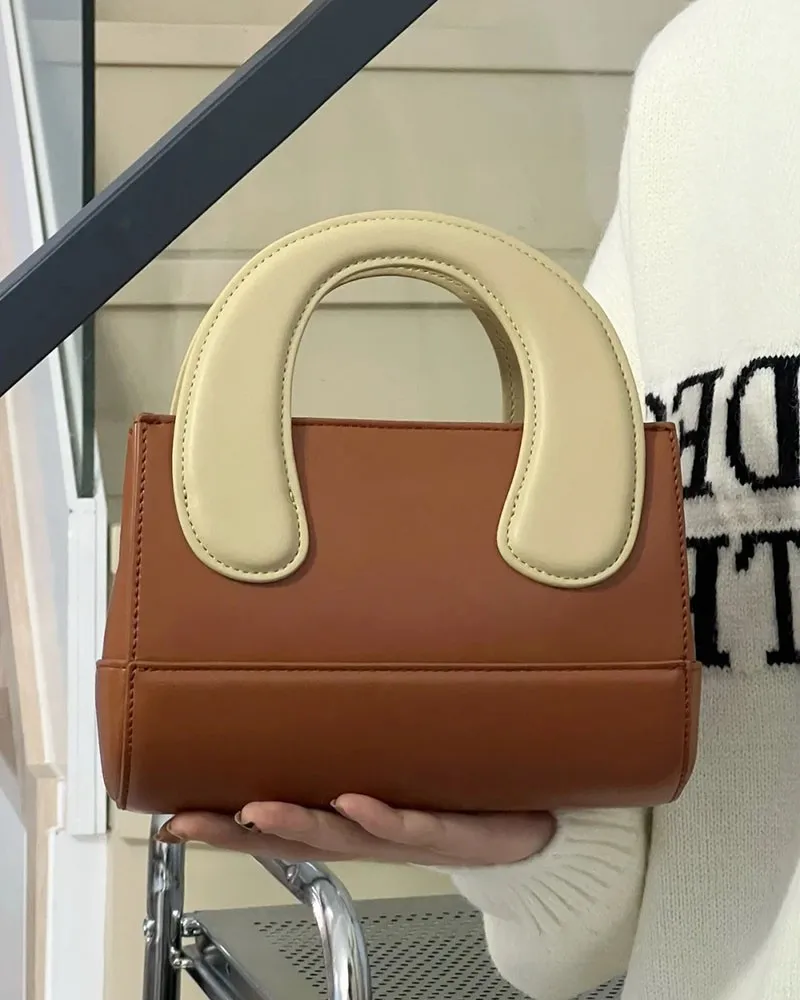 Spring Summer Women's Crossbody Bag 2022 Panelled Designer Handbag Women's PU Leather Fashion Female Shoulder Bag Commute Clutch
Spring Summer Women's Crossbody Bag 2022 Panelled Designer Handbag Women's PU Leather Fashion Female Shoulder Bag Commute Clutch