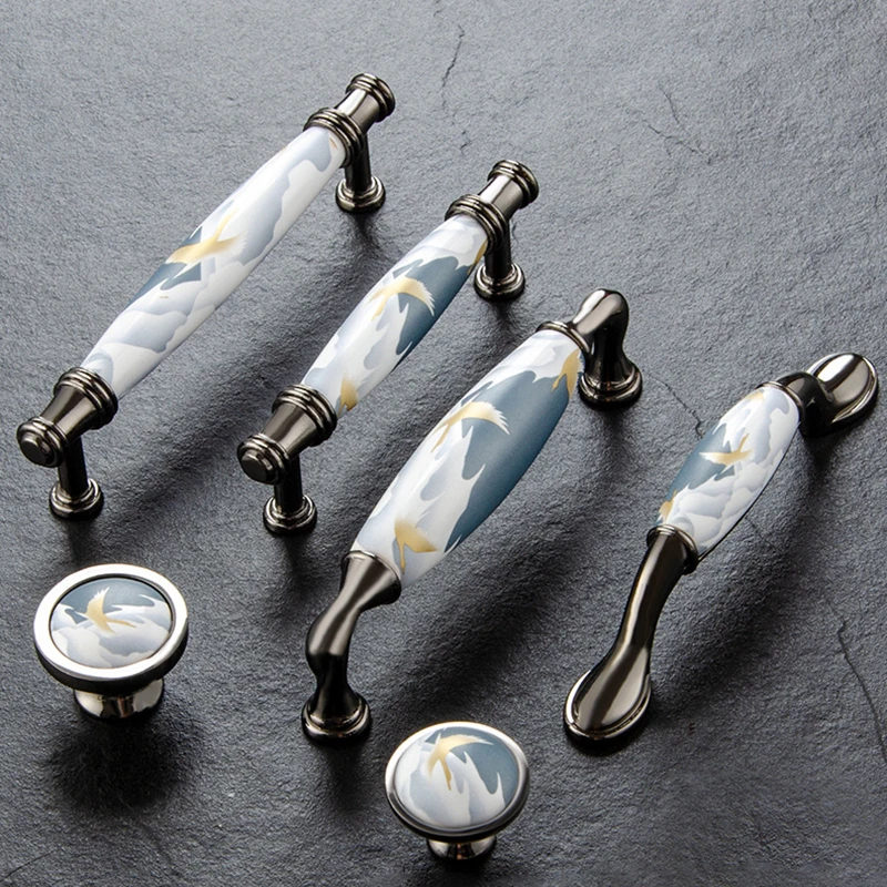 Sky blue/Ceramic Door Handles European Antique Furniture Handles Drawer Pulls Kitchen Cabinet Knobs and Handles
Sky blue/Ceramic Door Handles European Antique Furniture Handles Drawer Pulls Kitchen Cabinet Knobs and Handles