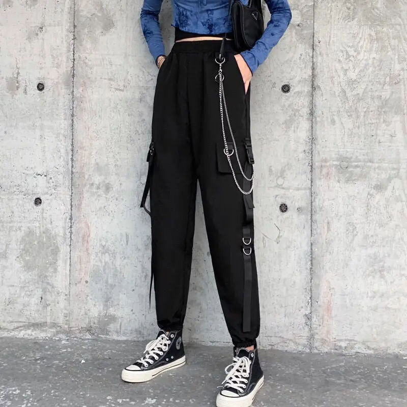 Streetwear Spring Summer Cargo Pants Women Punk Black Female Joggers Hip Hop Harem Ankle-Length Trousers With Chain
Streetwear Spring Summer Cargo Pants Women Punk Black Female Joggers Hip Hop Harem Ankle-Length Trousers With Chain