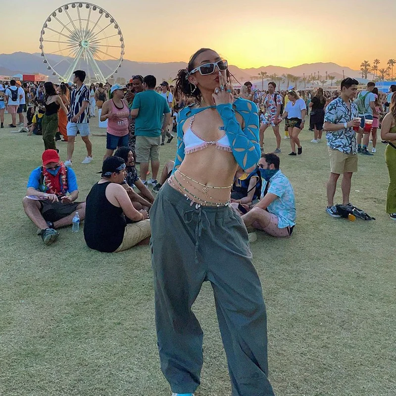 2022 style summer new women's wear solid color high waist street fashion loose casual straight Sweatpants
2022 style summer new women's wear solid color high waist street fashion loose casual straight Sweatpants