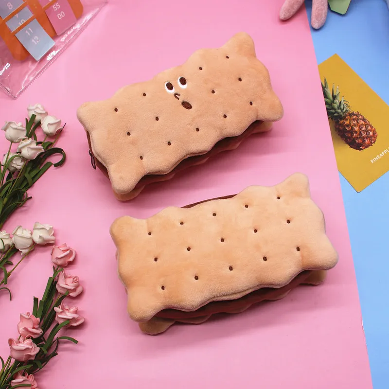 INS Korean version sandwich biscuit plush pencil case pencil case large capacity student cute stationery box girl heart
INS Korean version sandwich biscuit plush pencil case pencil case large capacity student cute stationery box girl heart