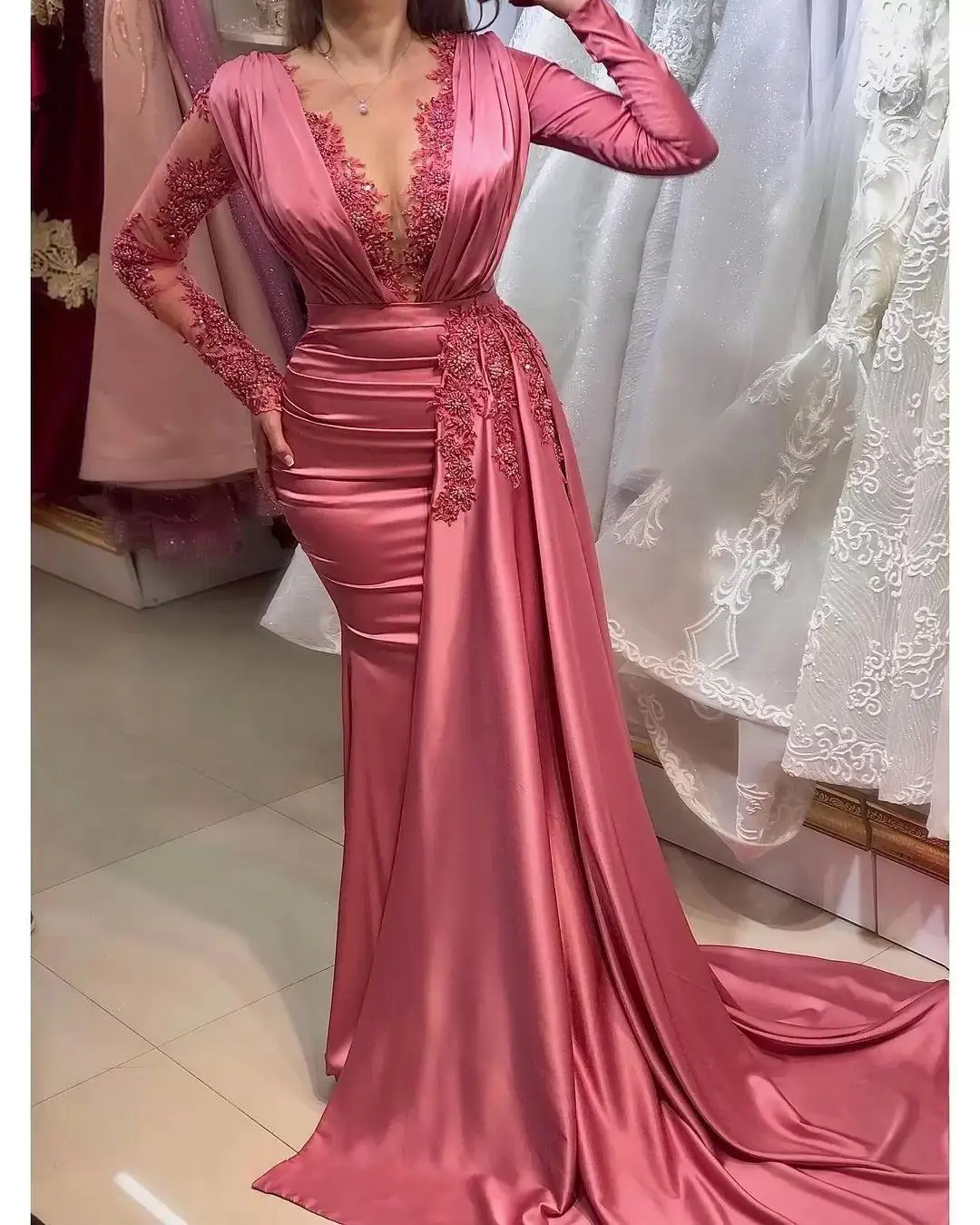 Prom Party Gown Formal Floor-Length Sweep Train Satin Mermaid Long Sleeve Crystal Beaded Illusion O-Neck Applique
Prom Party Gown Formal Floor-Length Sweep Train Satin Mermaid Long Sleeve Crystal Beaded Illusion O-Neck Applique
