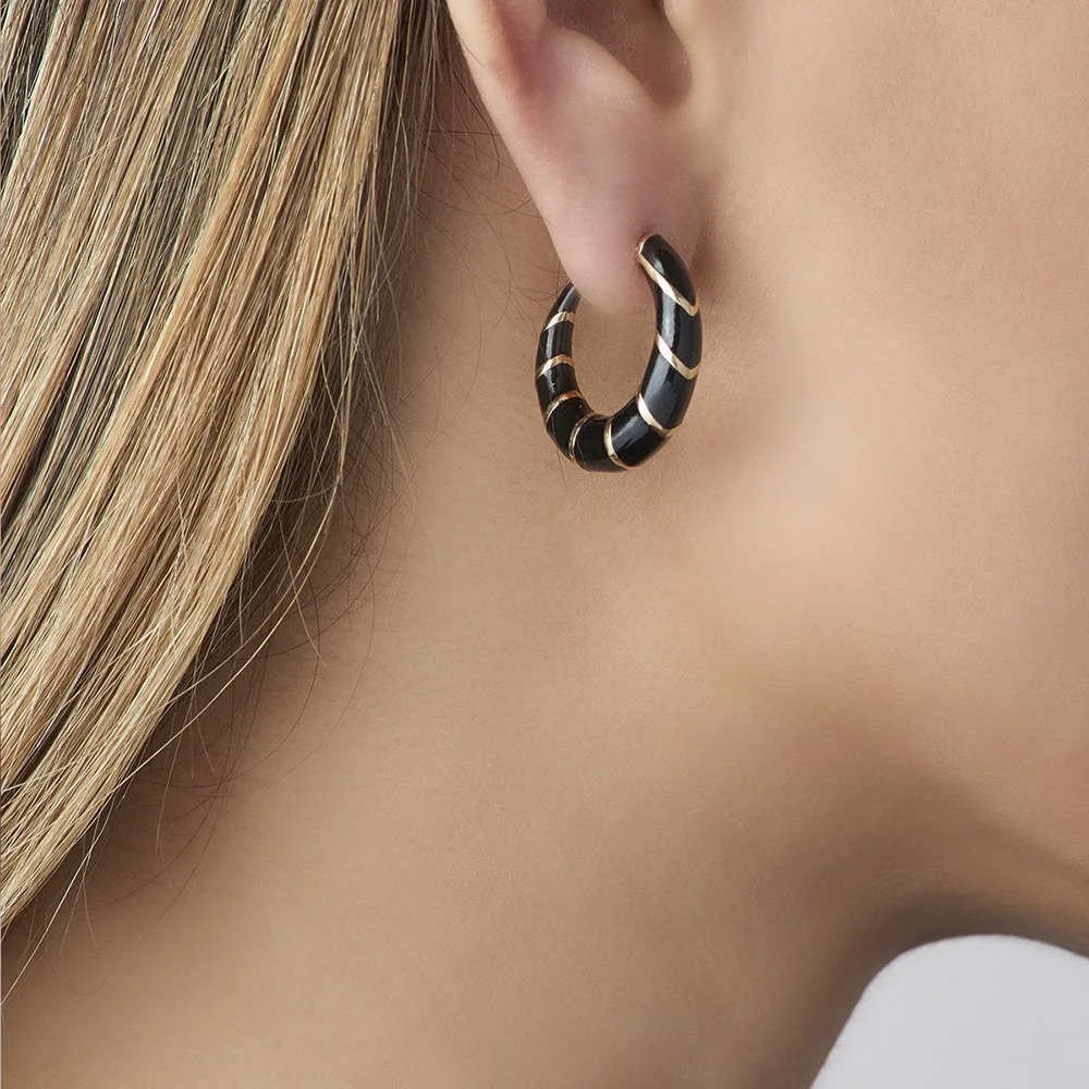 Acrylic Resin Drop Oil C Shape Hoop Earrings For Women Geometric Circle Earings Rainbow Fashion Statement Jewelry Accessories
Acrylic Resin Drop Oil C Shape Hoop Earrings For Women Geometric Circle Earings Rainbow Fashion Statement Jewelry Accessories