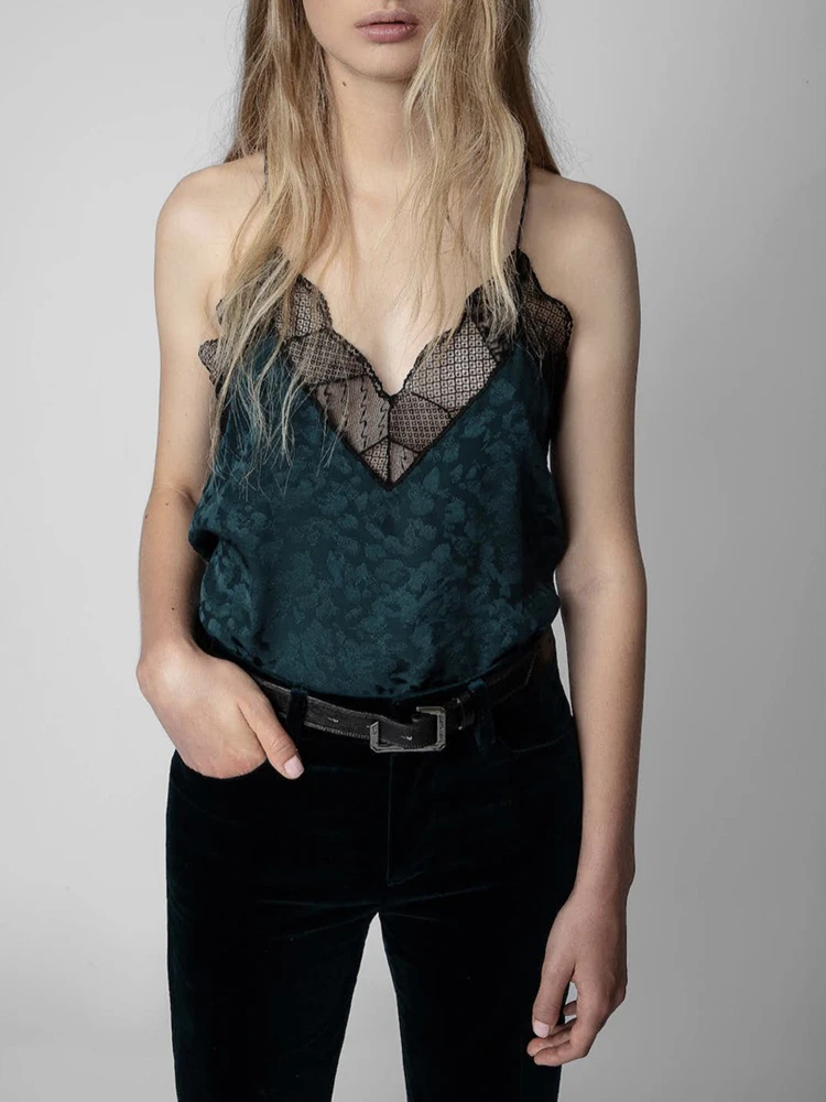 Women Lace Trim Stitching V-Neck Sleeveless Leopard Printed Sexy Silk Tank Top
Women Lace Trim Stitching V-Neck Sleeveless Leopard Printed Sexy Silk Tank Top