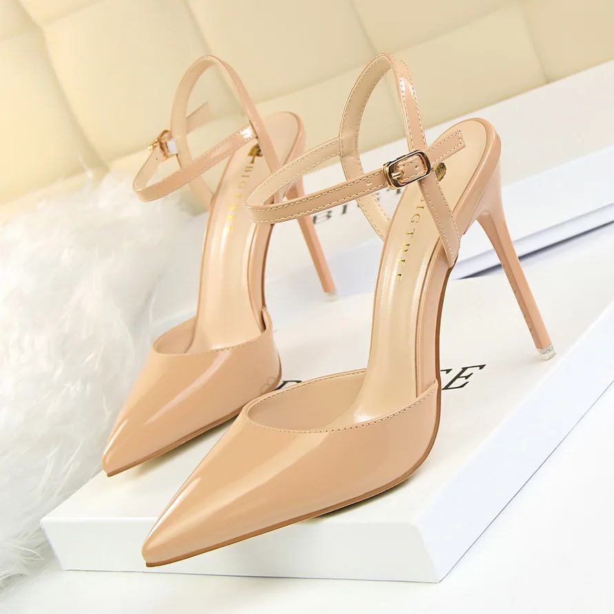 BIGTREE Shoes Nude Black White Woman Pumps Fashion High Heels Women Shoes Stiletto Heels Summer Hollow Out Women Sandals 2022
BIGTREE Shoes Nude Black White Woman Pumps Fashion High Heels Women Shoes Stiletto Heels Summer Hollow Out Women Sandals 2022