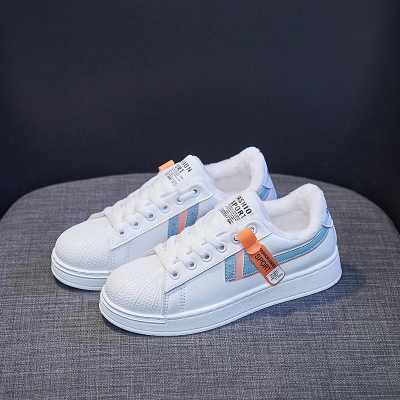 2021 New Designer Winter Women Leather Warm Plush Fur Casual Shoes Girl Fashion Sneakers All-Match White Flat Shoes Boots Zapato
2021 New Designer Winter Women Leather Warm Plush Fur Casual Shoes Girl Fashion Sneakers All-Match White Flat Shoes Boots Zapato