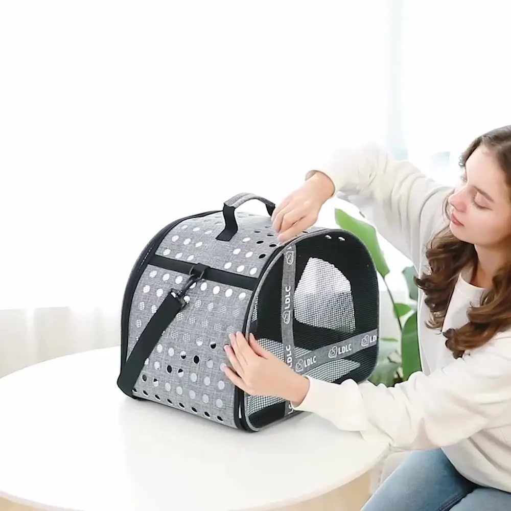 Cat Carrier Bag Outdoor Pet Shoulder bag Carriers Travel Handbag Breathable Portable Travel Transparent Bag For Small Dogs Cats
Cat Carrier Bag Outdoor Pet Shoulder bag Carriers Travel Handbag Breathable Portable Travel Transparent Bag For Small Dogs Cats