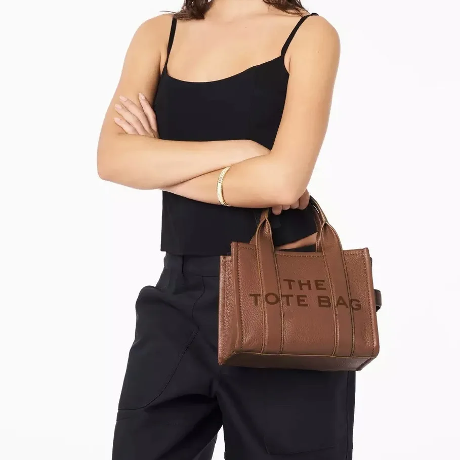 2023 New Leather Fashion Primary Color Large Medium And Small ToteBag Handbags for Women
2023 New Leather Fashion Primary Color Large Medium And Small ToteBag Handbags for Women