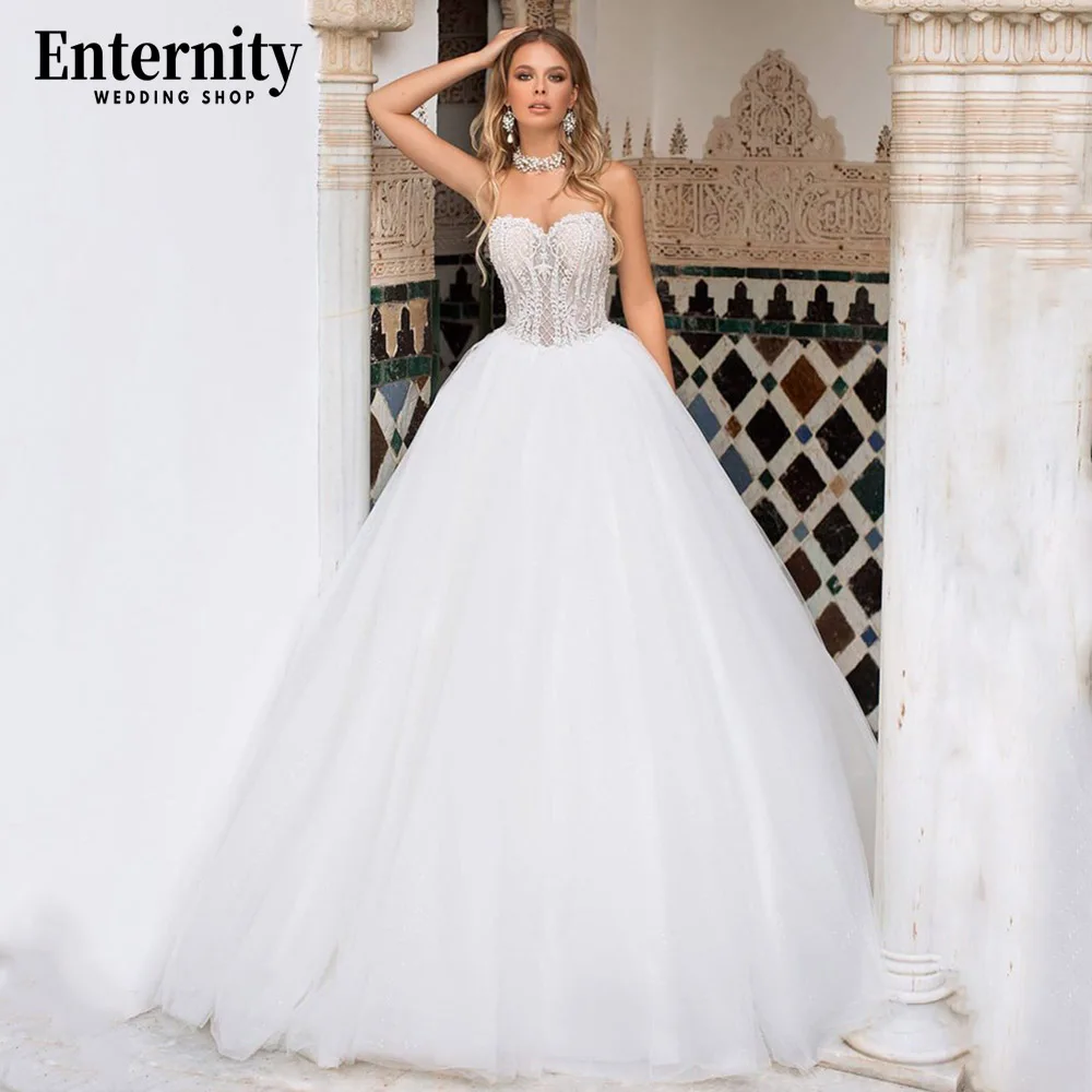 Princess Lace Appliques Wedding Dresses Sweetheart A Line Illusion Bridal Gowns Lace Up Back Sleeveless Vestidos De Novia
Princess Lace Appliques Wedding Dresses Sweetheart A Line Illusion Bridal Gowns Lace Up Back Sleeveless Vestidos De Novia