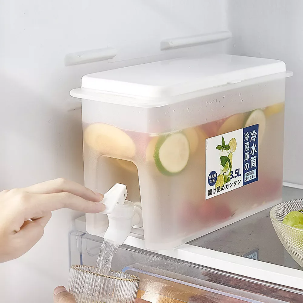 4L/3.5L Cold Kettle with Faucet Refrigerator Fruit Teapot Summer Household Lemonade Bottle Large Capacity Ice Water Cool Bucket
4L/3.5L Cold Kettle with Faucet Refrigerator Fruit Teapot Summer Household Lemonade Bottle Large Capacity Ice Water Cool Bucket