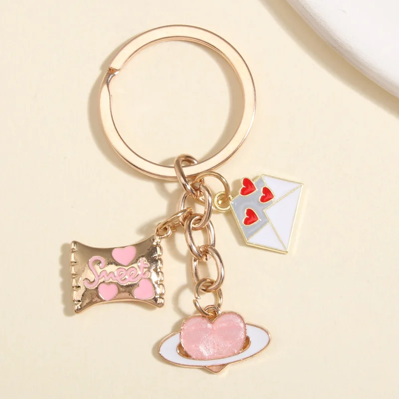 Милый брелок-конверт с надписью Love, сердце, планета, сахар, эмалированный брелок для ключей для женщин и девушек, искусство
Милый брелок-конверт с надписью Love, сердце, планета, сахар, эмалированный брелок для ключей для женщин и девушек, искусство