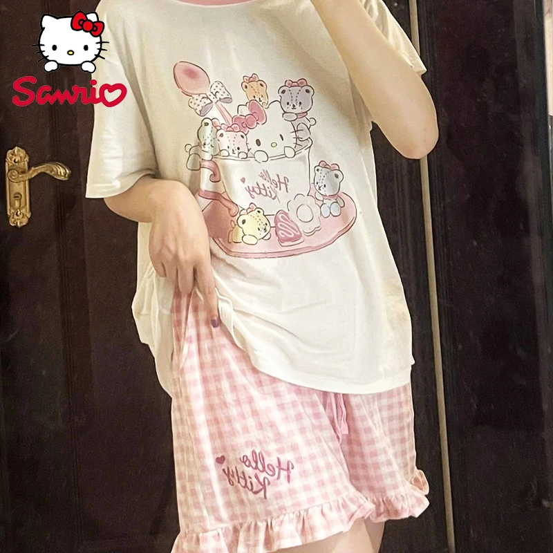 Sanrio Cartoon Sweet Girl Hello Kitty Printed Short Sleeve Pajamas Female Summer T-Shirt Plaid Lace Shorts Loungewear Set
Sanrio Cartoon Sweet Girl Hello Kitty Printed Short Sleeve Pajamas Female Summer T-Shirt Plaid Lace Shorts Loungewear Set