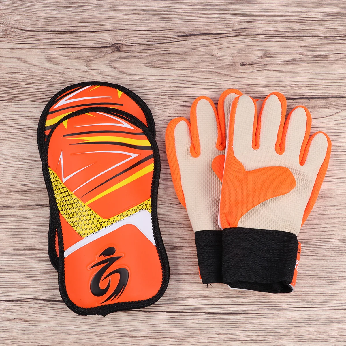Children Football Goalkeeper Protection Gear Set Including 1 Pair Shin Guards and 1 Pair Gloves - Size 5 (Blue)
Children Football Goalkeeper Protection Gear Set Including 1 Pair Shin Guards and 1 Pair Gloves - Size 5 (Blue)