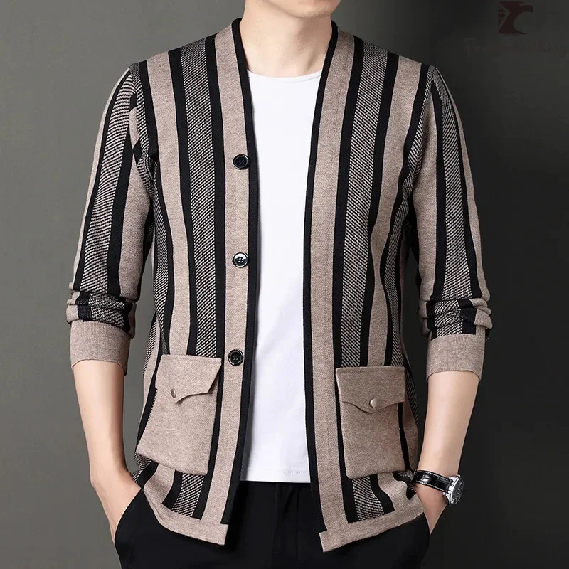 New Fashion Cardigan Men's Striped Sweaters Coat Male Casual Knitted Carigan Sweater Knitwear
New Fashion Cardigan Men's Striped Sweaters Coat Male Casual Knitted Carigan Sweater Knitwear