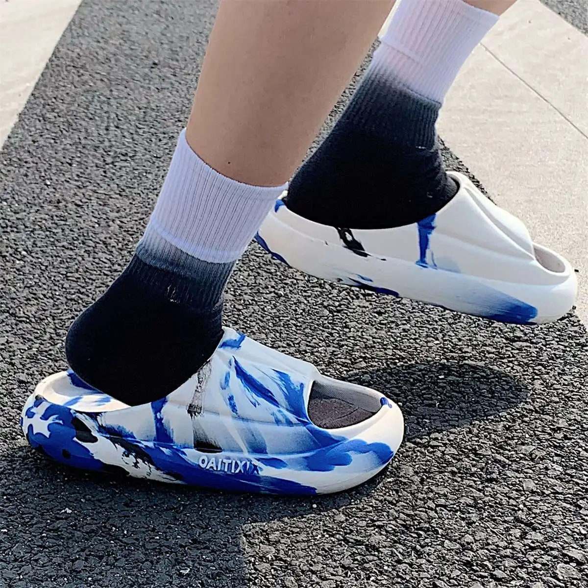 Summer New Chinese Style Splash Ink Design Women Slippers Leisure Outdoor Trend Soft Thick Sole Outdoor Slides Ladies Shoes
Summer New Chinese Style Splash Ink Design Women Slippers Leisure Outdoor Trend Soft Thick Sole Outdoor Slides Ladies Shoes