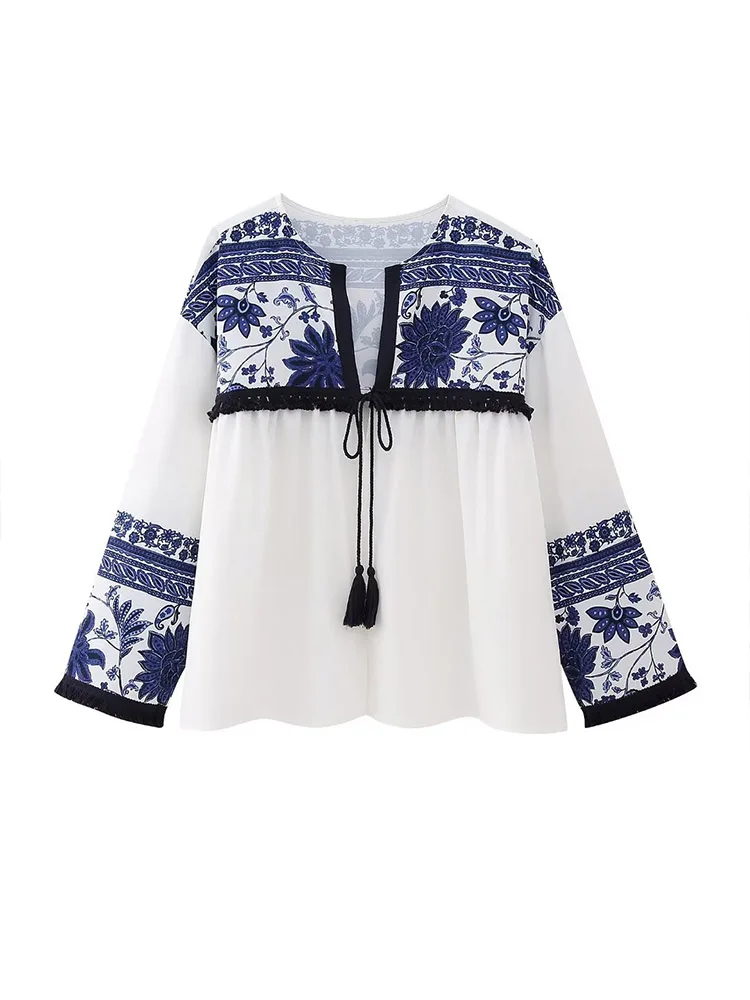 Kumsvag 2023 Women Summer Blouses Shirts Tops Vintage Floral Embroidery Tassel Loose Female Elegant Street Top Smock Clothing
Kumsvag 2023 Women Summer Blouses Shirts Tops Vintage Floral Embroidery Tassel Loose Female Elegant Street Top Smock Clothing