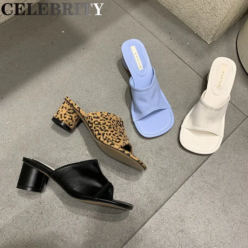 2022 Slippers Women Flat Summer Design Square Spigot Peep Toe Heels Women Shoes Female Slippers Flip Flops Dress Sandal Party
2022 Slippers Women Flat Summer Design Square Spigot Peep Toe Heels Women Shoes Female Slippers Flip Flops Dress Sandal Party