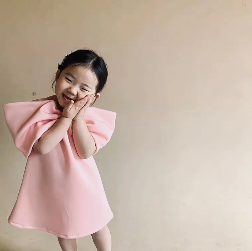 Princess Girl braces Skirt Pink Big Bow Summer Lovely Skirt Dress One Piece Dress BabyDres Summer Birthday Party Fashion Design
Princess Girl braces Skirt Pink Big Bow Summer Lovely Skirt Dress One Piece Dress BabyDres Summer Birthday Party Fashion Design