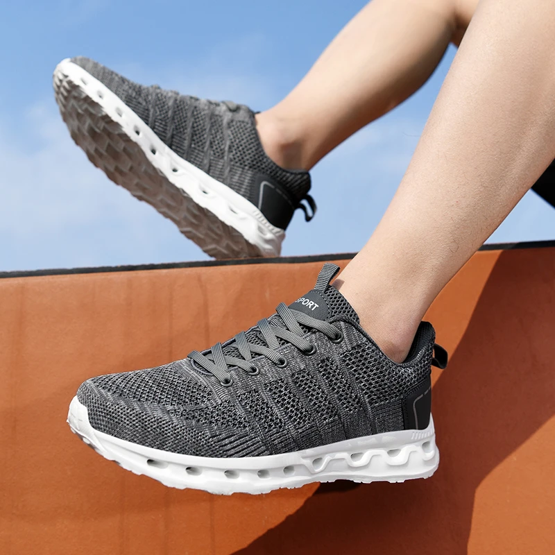 New 2022 Spring and Autumn Men Sports Casual Shoes Fashion Versatile Mesh Soft Sole Travel Running Shoes Men Casual Sports Shoes
New 2022 Spring and Autumn Men Sports Casual Shoes Fashion Versatile Mesh Soft Sole Travel Running Shoes Men Casual Sports Shoes
