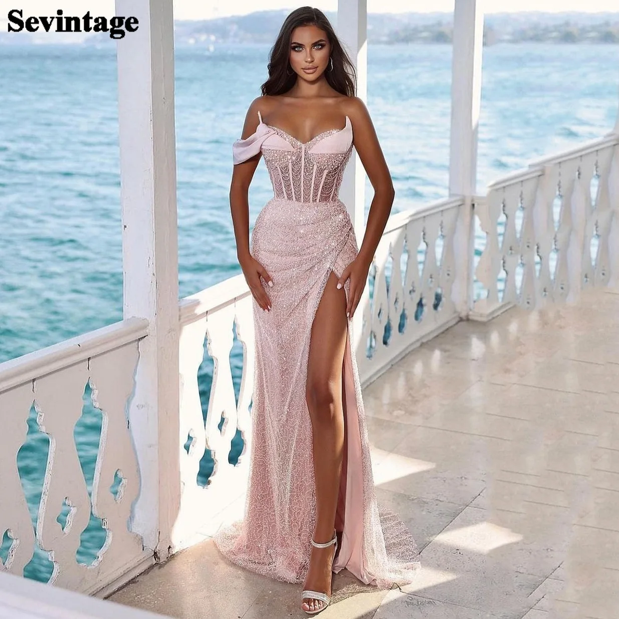 Блестящие розовые вечерние платья Sevintage с юбкой-годе, с разрезом сбоку, Дубайский арабский вечерний наряд для вечеринки, выпускного вечера, наряд для мероприятий
Блестящие розовые вечерние платья Sevintage с юбкой-годе, с разрезом сбоку, Дубайский арабский вечерний наряд для вечеринки, выпускного вечера, наряд для мероприятий