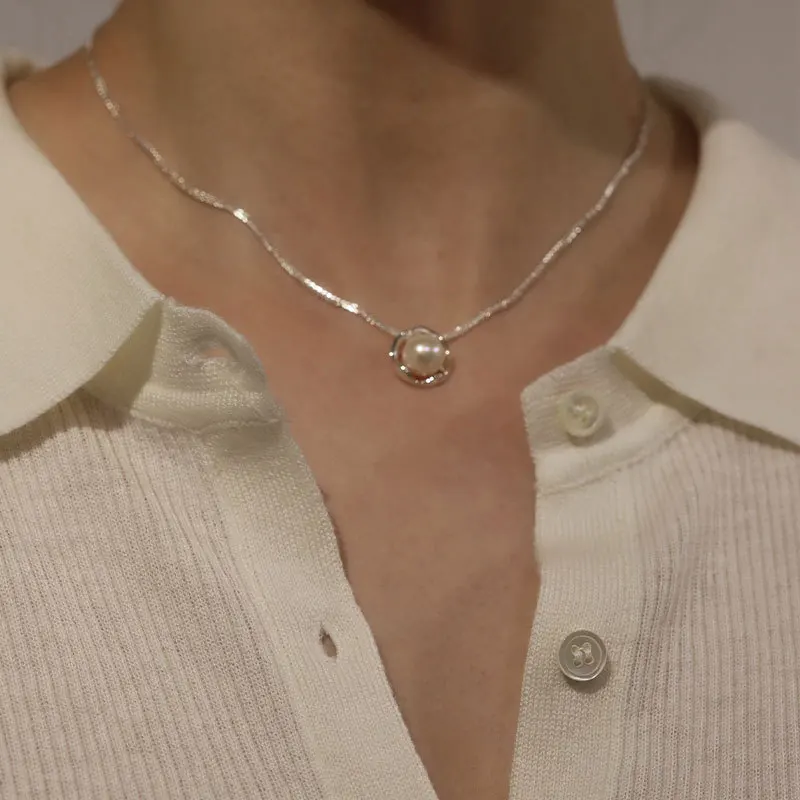 Korean Accessories Simple Big Pearl Pendant Necklace 925 Sterling Silver Fashion Choker Romantic Valentines Birthday Gift
Korean Accessories Simple Big Pearl Pendant Necklace 925 Sterling Silver Fashion Choker Romantic Valentines Birthday Gift