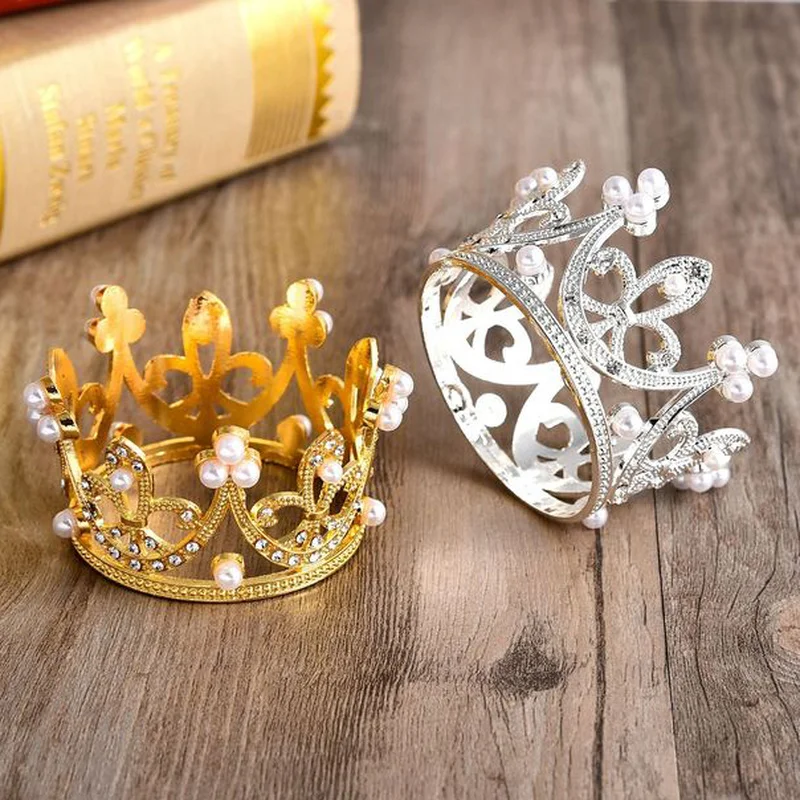 

Мини-корона, украшение для торта, корона принцессы, жемчужная тиара, детские украшения для волос на свадьбу, День Рождения вечерние украшени...
