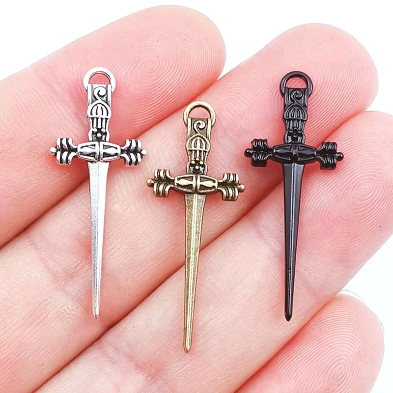 15Pcs 14x35mm Antique Silver Color Gothic Sword Charms Pendant Jewelry Making DIY Jewelry Accessories for Jewelry Findings
15Pcs 14x35mm Antique Silver Color Gothic Sword Charms Pendant Jewelry Making DIY Jewelry Accessories for Jewelry Findings