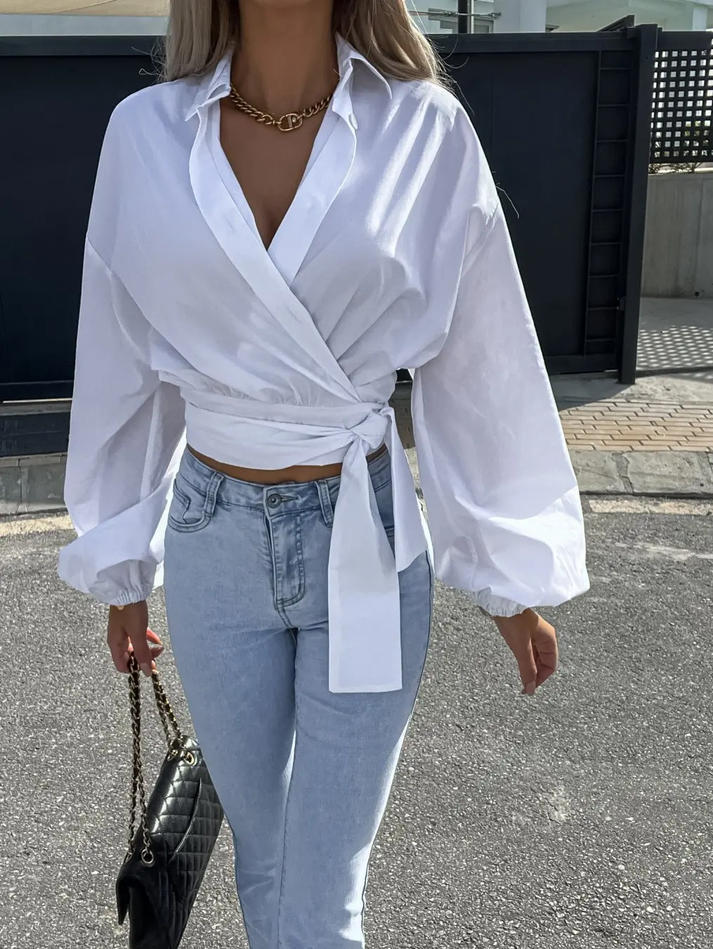 Chest Cross White Blouse Lace Up Pullovers Lantern Sleeve Short Tops Casual Office Lady Elegant Fashion Slim 2022 New Shirts
Chest Cross White Blouse Lace Up Pullovers Lantern Sleeve Short Tops Casual Office Lady Elegant Fashion Slim 2022 New Shirts