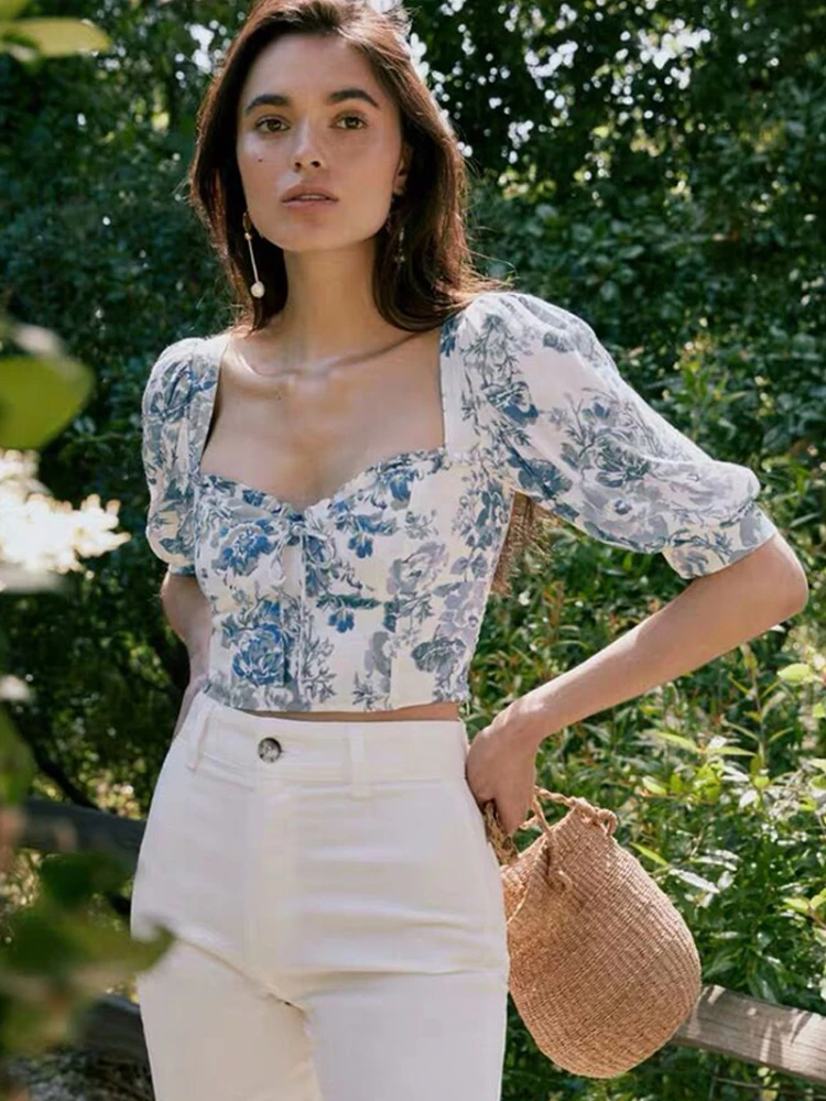 Reform@tion Women's Retro Square Neck Printed Flower Color Blouse 2023 Summer New Five Points Sleeve Slim Ladies Chiffon Shirt
Reform@tion Women's Retro Square Neck Printed Flower Color Blouse 2023 Summer New Five Points Sleeve Slim Ladies Chiffon Shirt