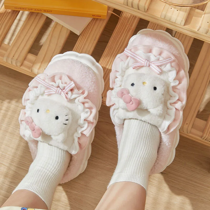Kawaii Cute Sanrio Hellokitty Kuromi Cinnamoroll Cotton Slippers Winter Warm Non Slip Soft Sole Gifts For Girlfriends Children
Kawaii Cute Sanrio Hellokitty Kuromi Cinnamoroll Cotton Slippers Winter Warm Non Slip Soft Sole Gifts For Girlfriends Children