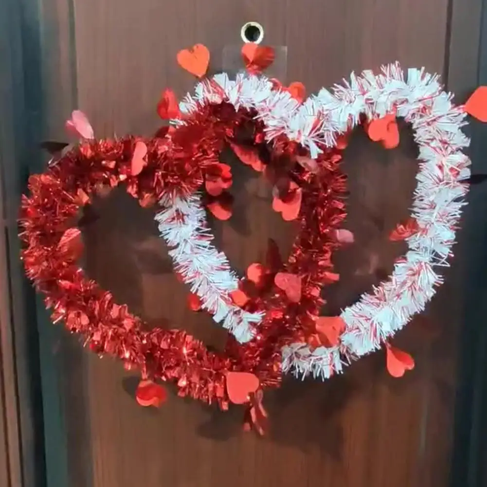 Dropshipping!Home Decor Door Hanging Wreath Romantic Heart Tinsel Anti-fade Valentines Day Wreath Ornament Photography Props
Dropshipping!Home Decor Door Hanging Wreath Romantic Heart Tinsel Anti-fade Valentines Day Wreath Ornament Photography Props
