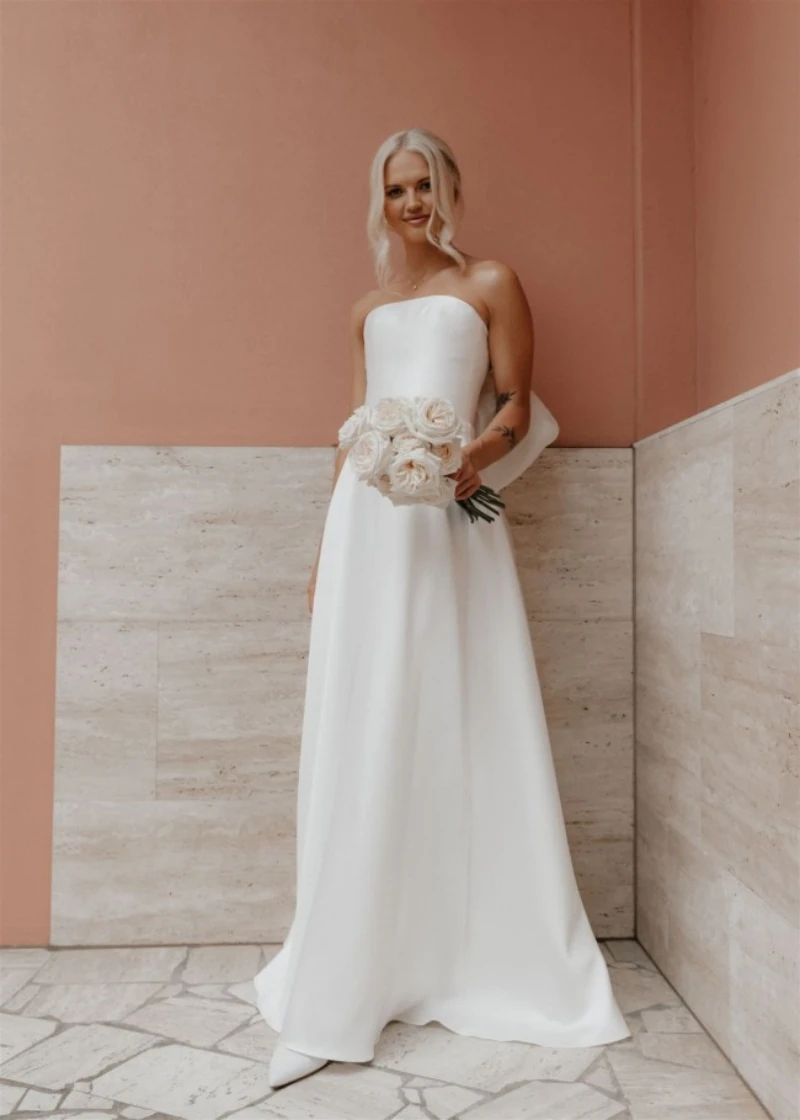 15081 # простое свадебное платье-трапеция с вырезом лодочкой и шлейфом, элегантное иллюзионное кружевное платье без рукавов с открытой спиной и бантом для невесты
15081 # простое свадебное платье-трапеция с вырезом лодочкой и шлейфом, элегантное иллюзионное кружевное платье без рукавов с открытой спиной и бантом для невесты