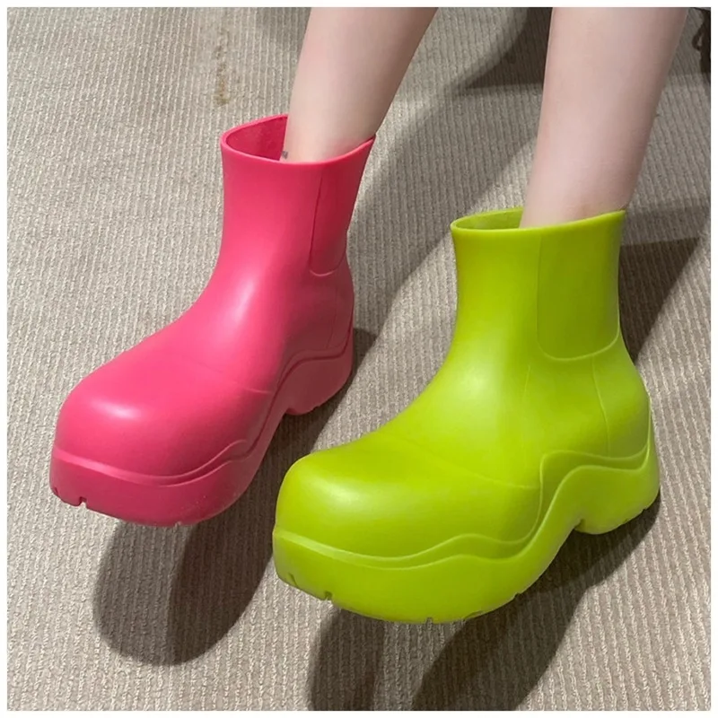 Oraqwlj New rain boots women luxury 2022 Casual Thick Bottom Short Boot Brand Women Rubber Ladies Walking Ankle Rainboots
Oraqwlj New rain boots women luxury 2022 Casual Thick Bottom Short Boot Brand Women Rubber Ladies Walking Ankle Rainboots
