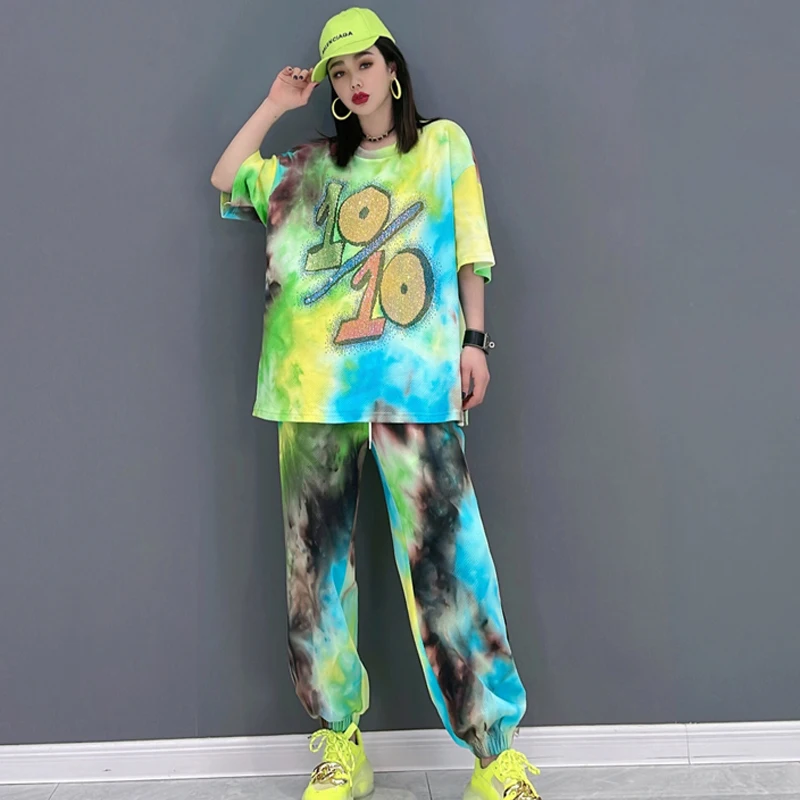 Women Modern Dance Clothes Jazz Costumes Tie-Dye Print Top Pants Hip Hop Performance Clothing Stage Festival Outfit XS4544
Women Modern Dance Clothes Jazz Costumes Tie-Dye Print Top Pants Hip Hop Performance Clothing Stage Festival Outfit XS4544