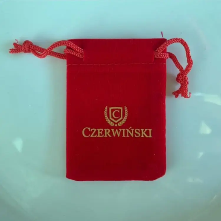 10000 шт., яркая красная сумка с логотипом золотого цвета, 5 х7 см, сумка с логотипом 3,72 см
10000 шт., яркая красная сумка с логотипом золотого цвета, 5 х7 см, сумка с логотипом 3,72 см