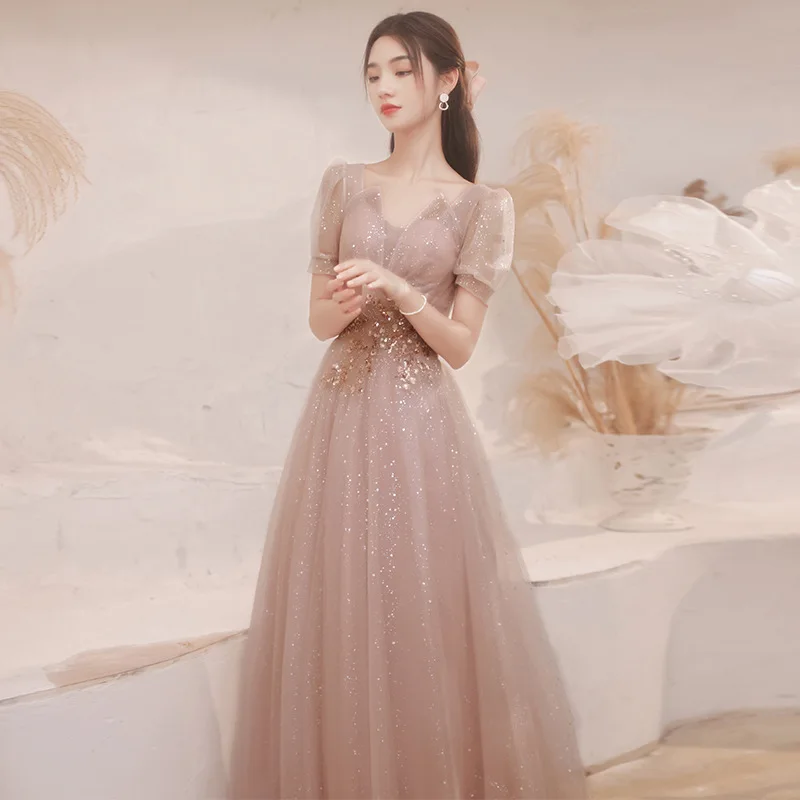 Роскошное вечернее платье для вечеринки, выпускного вечера, ТРАПЕЦИЕВИДНОЕ сексуальное иллюзионное вечернее платье, тонкий чонсам, женское темпераментное банкетное платье
Роскошное вечернее платье для вечеринки, выпускного вечера, ТРАПЕЦИЕВИДНОЕ сексуальное иллюзионное вечернее платье, тонкий чонсам, женское темпераментное банкетное платье