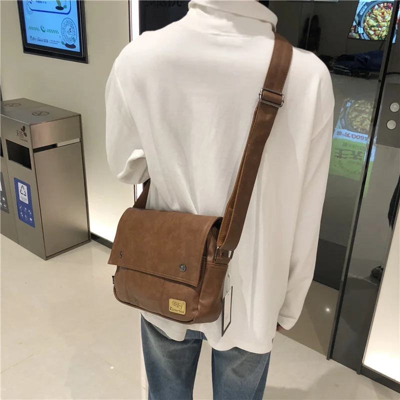 Youth Online Red Men's One shoulder Bag Fashion Male Postman Bag College Style Student's Schoolbag Locomotive Bag
Youth Online Red Men's One shoulder Bag Fashion Male Postman Bag College Style Student's Schoolbag Locomotive Bag