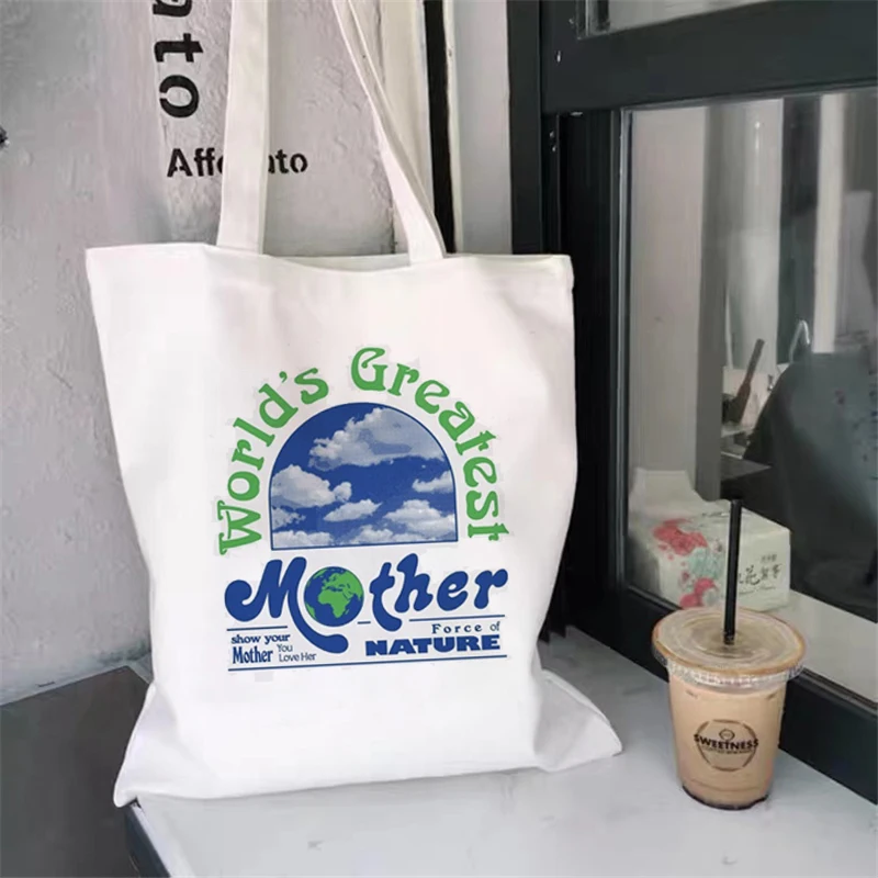 Summer Harajuku Fashion Simple White Large-capacity Canvas Shopping Bag Cartoon Printing Letter Shopping Bag Tote Bag Shoulder B
Summer Harajuku Fashion Simple White Large-capacity Canvas Shopping Bag Cartoon Printing Letter Shopping Bag Tote Bag Shoulder B