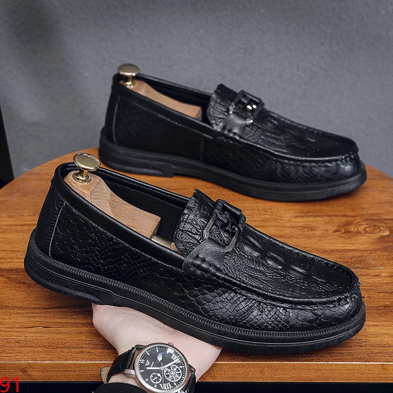 Men's shoes New style ice silk shoes Fashion breathable crocodile pattern small black casual shoes men shoes sneakers 2023
Men's shoes New style ice silk shoes Fashion breathable crocodile pattern small black casual shoes men shoes sneakers 2023