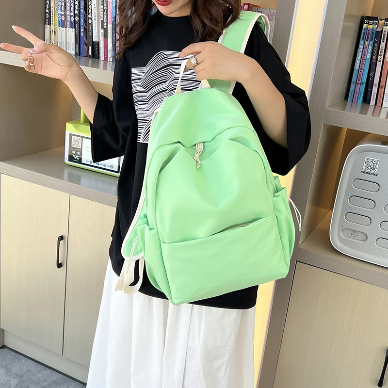 Модный нейлоновый женский рюкзак, вместительные женские сумки на плечо для студентов, школьный ранец, дорожный рюкзак для девушек
Модный нейлоновый женский рюкзак, вместительные женские сумки на плечо для студентов, школьный ранец, дорожный рюкзак для девушек