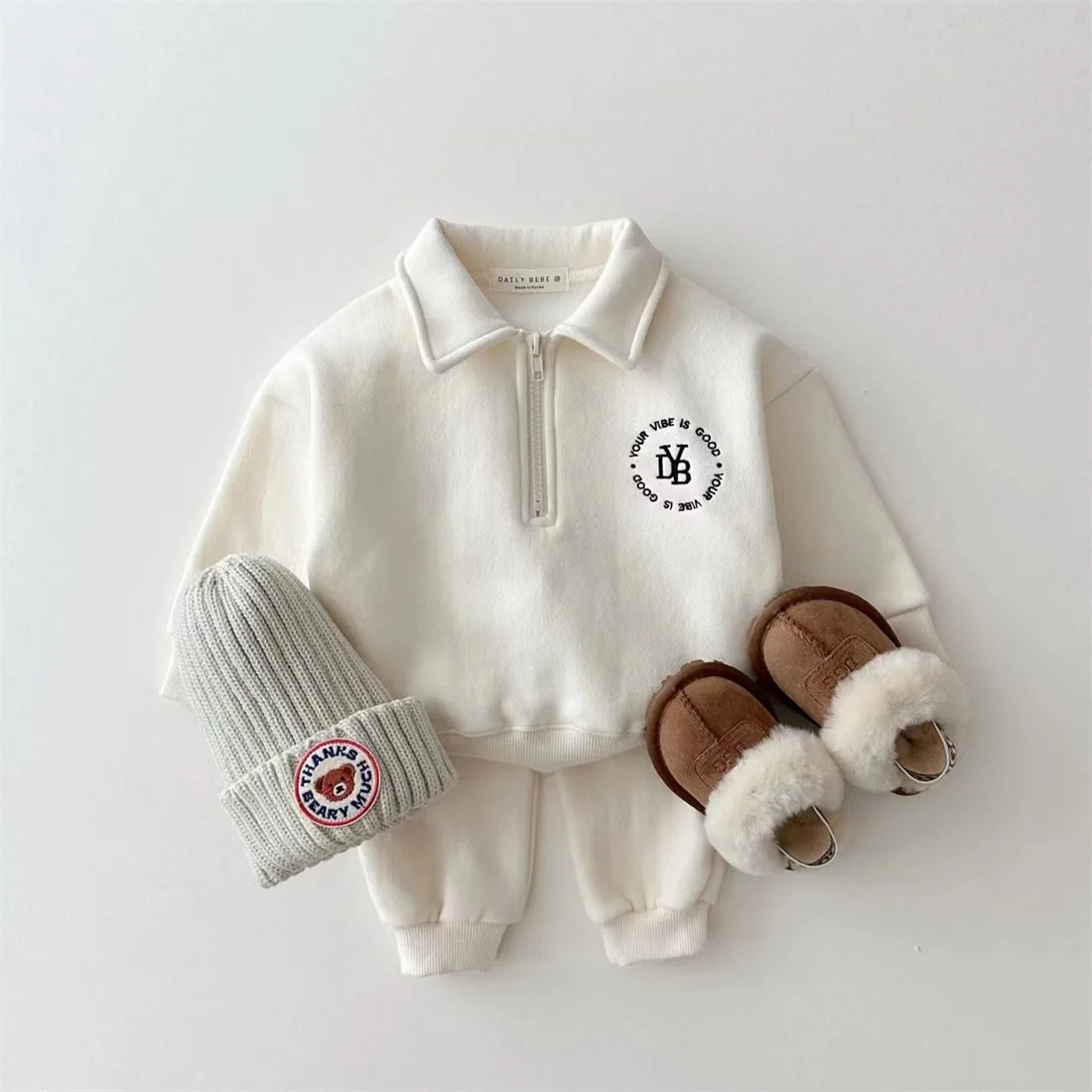 Boys Girls Cotton Plush Clothes Set Casual Polo Korea Style For Autumn Winter Warm Good Quality Baby Long Sleeves Clothes
Boys Girls Cotton Plush Clothes Set Casual Polo Korea Style For Autumn Winter Warm Good Quality Baby Long Sleeves Clothes