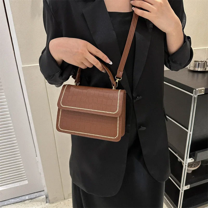 Fashion Shoulder bag woman designer handbags high quality 2023 luxury Shoulder Bag women's bag trend crossbody bags
Fashion Shoulder bag woman designer handbags high quality 2023 luxury Shoulder Bag women's bag trend crossbody bags