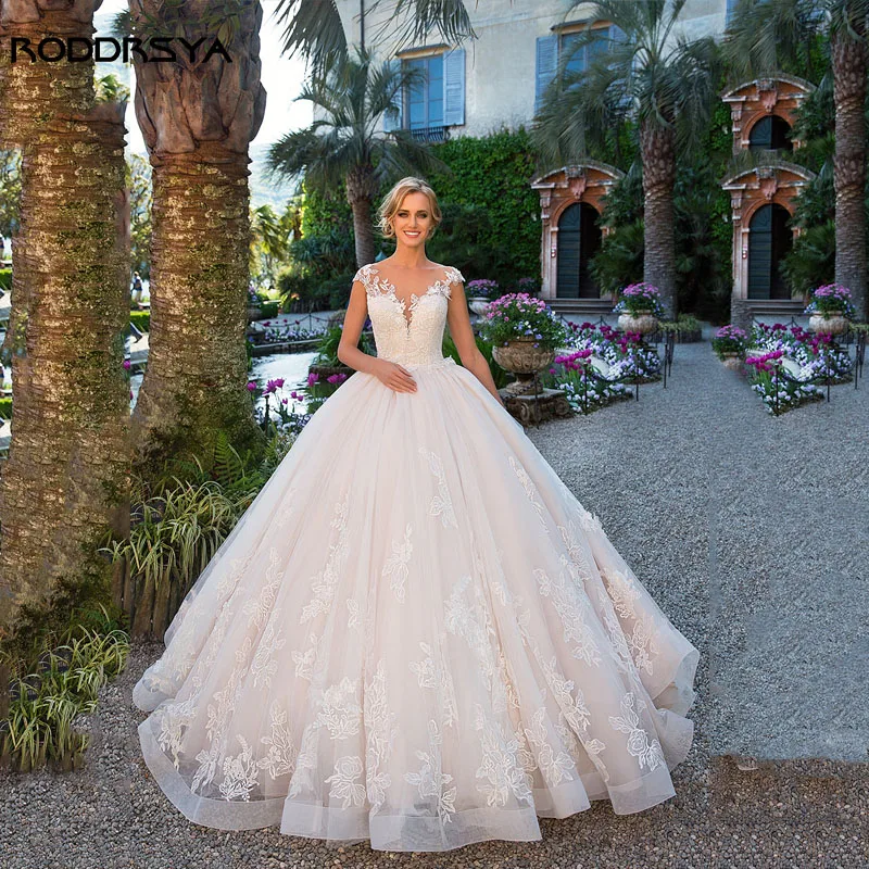 RODDRSYA Exquisite A Line Wedding Dresses 2023 Elegant V-neck Cap Sleeve Applique Lace Bride Gown Sweep Train Vestido De Novia
RODDRSYA Exquisite A Line Wedding Dresses 2023 Elegant V-neck Cap Sleeve Applique Lace Bride Gown Sweep Train Vestido De Novia