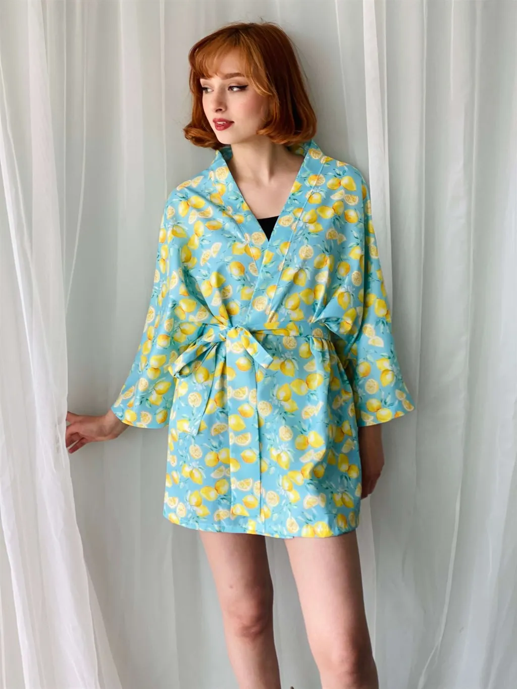 Retrobird Design Women 'S Kimono Casual Cut Turquoise Color Satin Fabric Women 'S Lemon Print Standard Kimono
Retrobird Design Women 'S Kimono Casual Cut Turquoise Color Satin Fabric Women 'S Lemon Print Standard Kimono