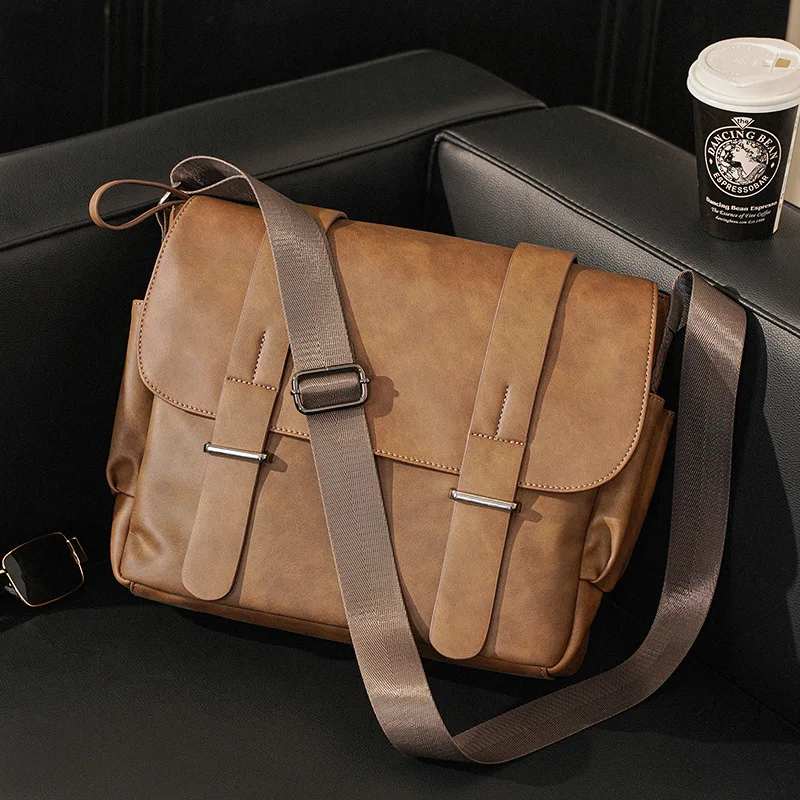 New Fashion Shoulder Messenger Bag Men Crossbody Bag Travel Messenger Bag Men's Crossbody Bag Student School Bag Computer Bag
New Fashion Shoulder Messenger Bag Men Crossbody Bag Travel Messenger Bag Men's Crossbody Bag Student School Bag Computer Bag