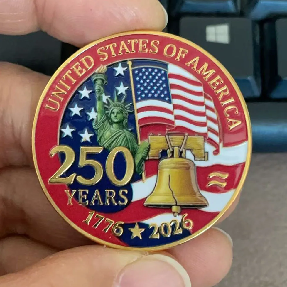 Сувенирные монеты США к 250-летию 1776-2026
Сувенирные монеты США к 250-летию 1776-2026