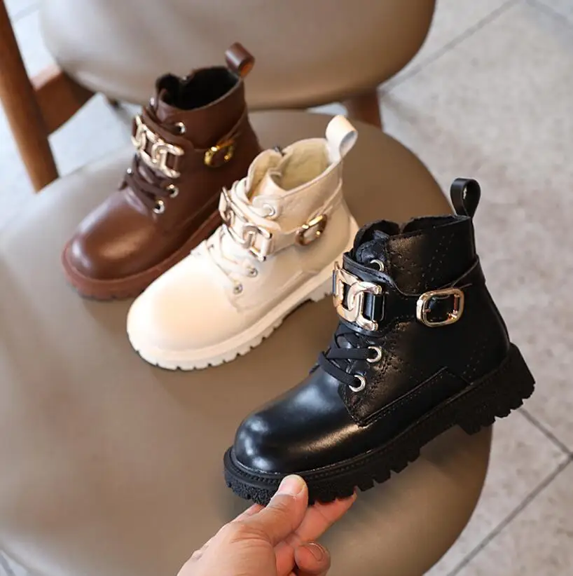 Autumn Winter Fashion Girls Boots Shoes Fashion Casual Comfortable Boys Girls Snow Boots Shoes For Kids Children Martin Boots 
Autumn Winter Fashion Girls Boots Shoes Fashion Casual Comfortable Boys Girls Snow Boots Shoes For Kids Children Martin Boots