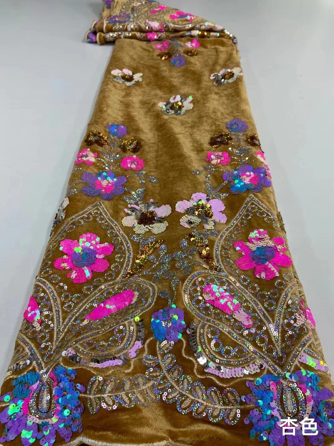 Gold Velvet Sequence Lace Fabric 2022 High Quality Africans Embroidery Sequins Cotton Soft Lace Fabric Women Party 5 Yards Sew
Gold Velvet Sequence Lace Fabric 2022 High Quality Africans Embroidery Sequins Cotton Soft Lace Fabric Women Party 5 Yards Sew