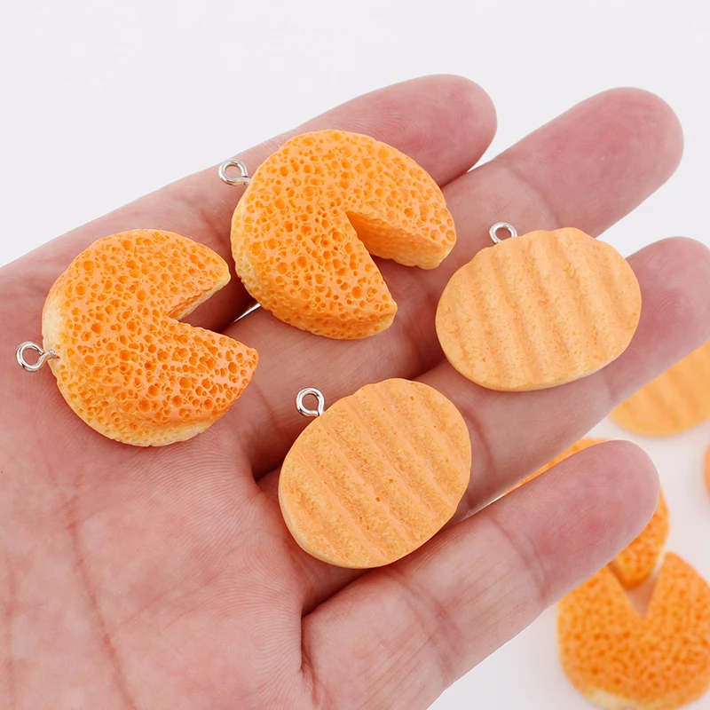 6pcs/lot Resin Biscuits Cake Chips Food Charms Pendant for Necklace Earrings Diy Jewelry Making Supplies Accessories Findings
6pcs/lot Resin Biscuits Cake Chips Food Charms Pendant for Necklace Earrings Diy Jewelry Making Supplies Accessories Findings