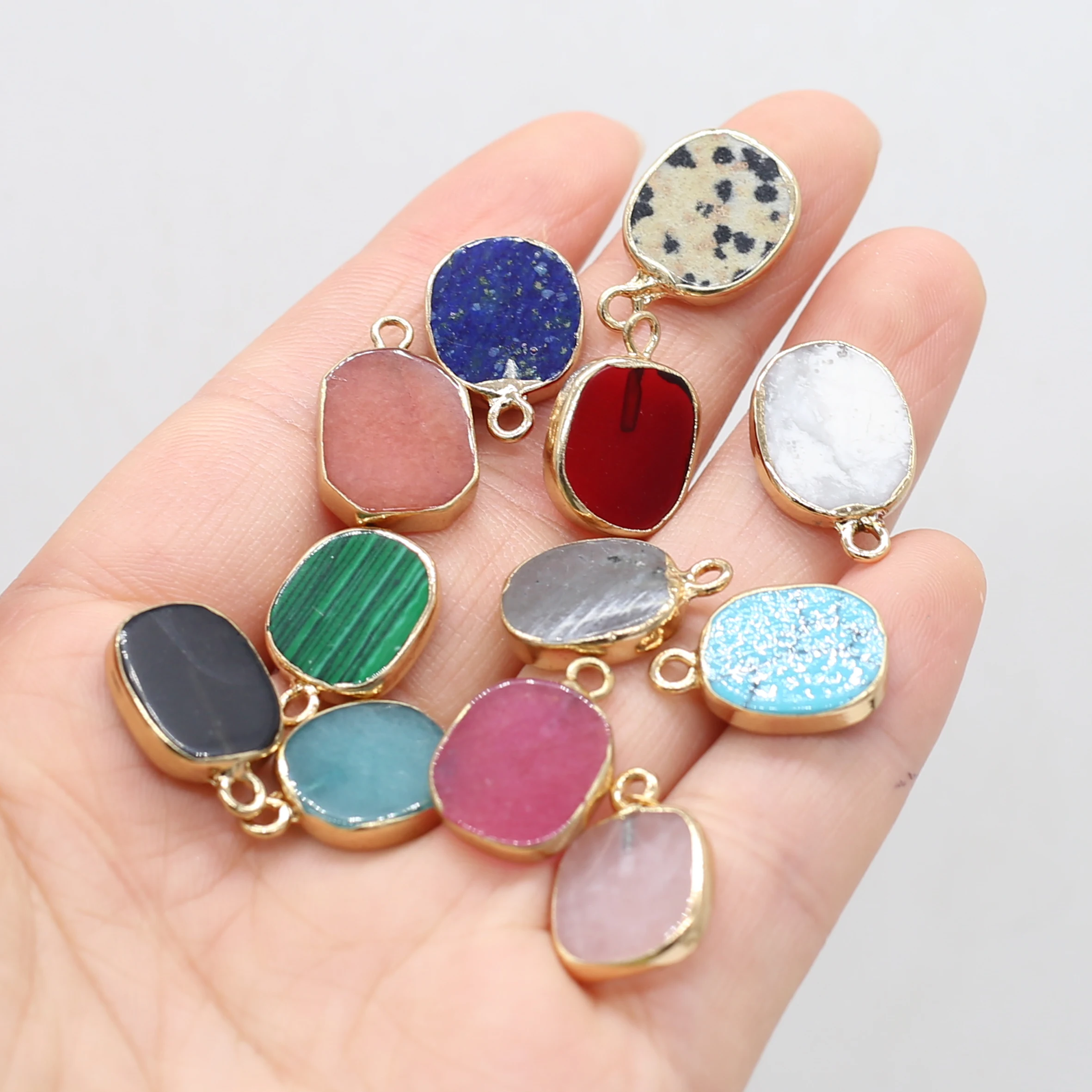 2 Pcs / Lot New Pendant Handmade Square Natural Stone Rose Quartz Agate Pandora Charms for Jewelry Making Diy Necklace Earring
2 Pcs / Lot New Pendant Handmade Square Natural Stone Rose Quartz Agate Pandora Charms for Jewelry Making Diy Necklace Earring